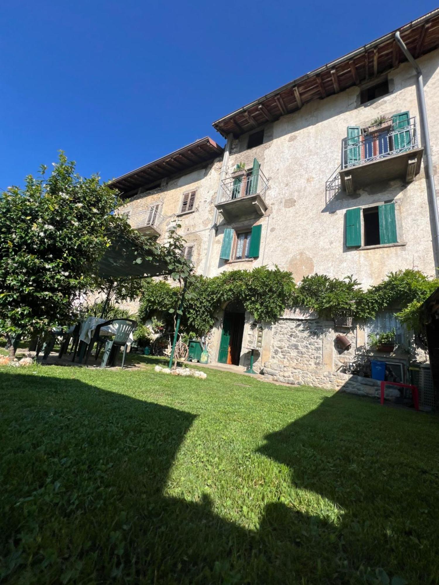 Costa di Serina B&B Come Un Tempo المظهر الخارجي الصورة
